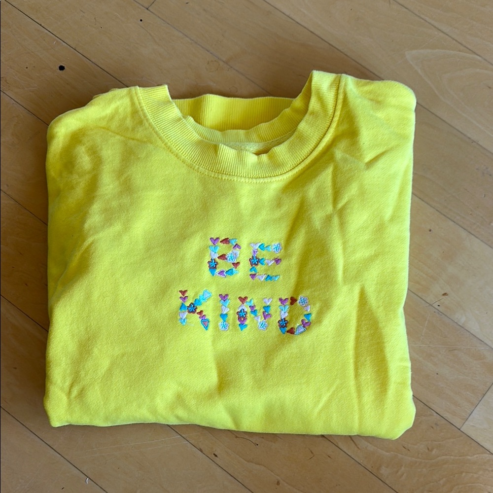 bp Yellow Sweatshirt Vibrant Crew Neck